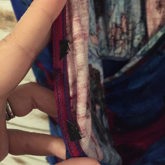 Express Multi Color Open Back Tunic - Picture 4 of 7